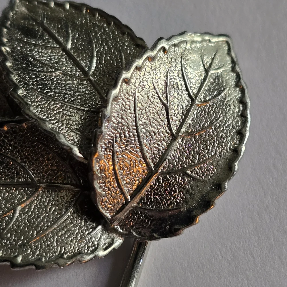 Vintage branch leaves